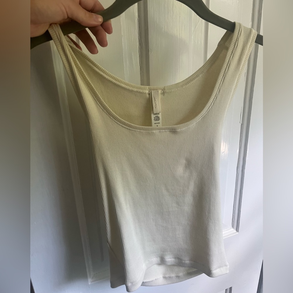 Skims Tank in Bone, never worn